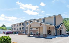 Super 8 By Wyndham Bath Hammondsport Area