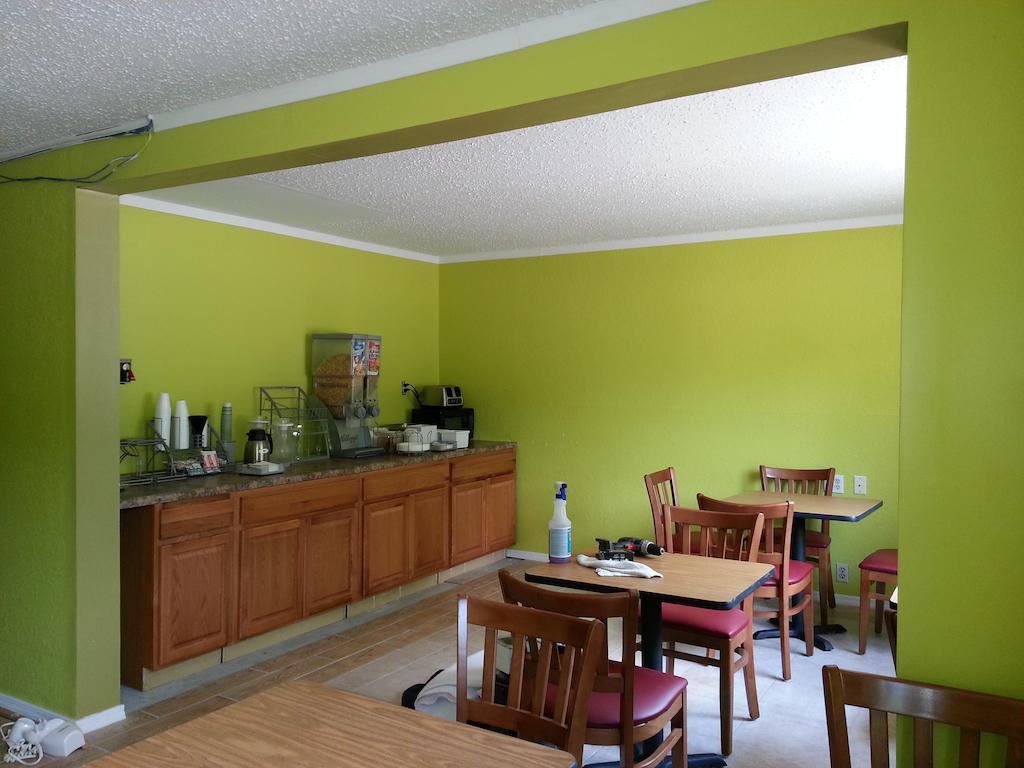 במוטל Super 8 By Wyndham Bath Hammondsport Area חדר תמונה